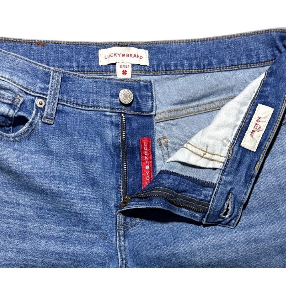 Lucky Brand Sweet Mid Rise Boot Jeans Medium Wash Distressed Size 12/31A Women - Picture 5 of 8